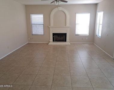 98 E Evelyn Lane - Photo Thumbnail 12