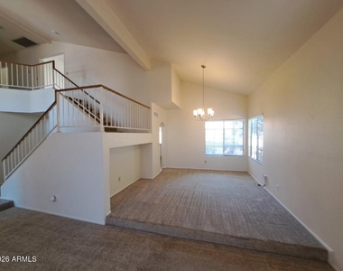 98 E Evelyn Lane - Photo Thumbnail 3