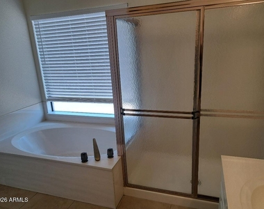 98 E Evelyn Lane - Photo Thumbnail 38