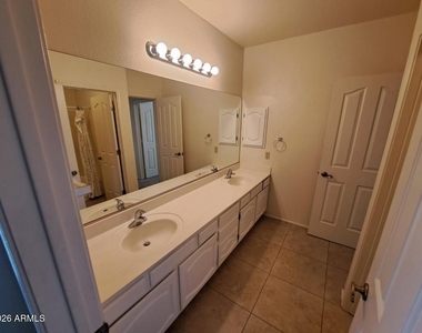 98 E Evelyn Lane - Photo Thumbnail 29