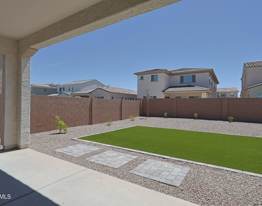 7687 W Bronco Trail - Photo Thumbnail 22