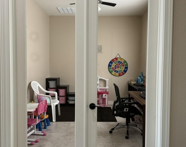 3453 E Aloe Drive - Photo Thumbnail 5