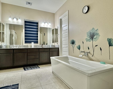 3453 E Aloe Drive - Photo Thumbnail 31