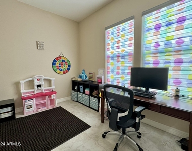 3453 E Aloe Drive - Photo Thumbnail 7