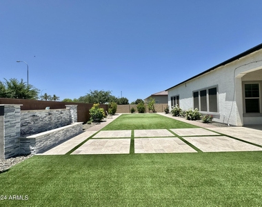 3453 E Aloe Drive - Photo Thumbnail 41