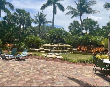 284 Village Boulevard - Photo Thumbnail 4