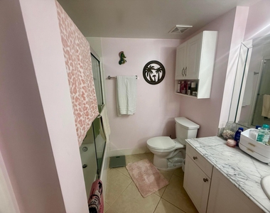 284 Village Boulevard - Photo Thumbnail 18