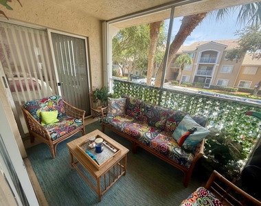 284 Village Boulevard - Photo Thumbnail 13