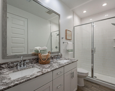 9835 E Wavelength Avenue - Photo Thumbnail 14