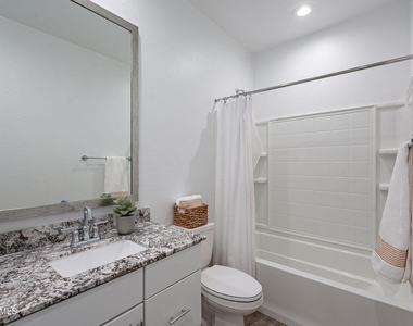 9835 E Wavelength Avenue - Photo Thumbnail 18