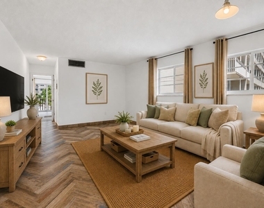 1340 Lincoln Road - Photo Thumbnail 11