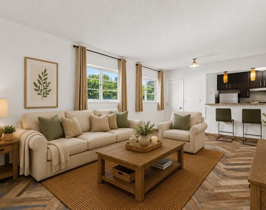 1340 Lincoln Road - Photo Thumbnail 8