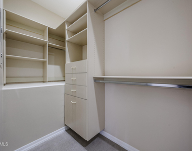 20660 N 40th Street - Photo Thumbnail 28