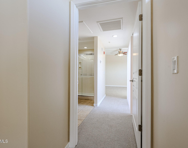 20660 N 40th Street - Photo Thumbnail 21