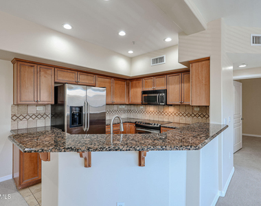 20660 N 40th Street - Photo Thumbnail 4