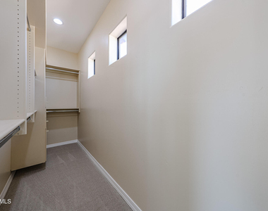 20660 N 40th Street - Photo Thumbnail 31