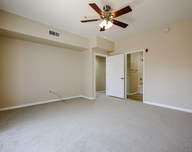 20660 N 40th Street - Photo Thumbnail 12