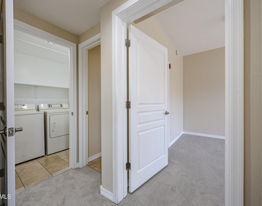 20660 N 40th Street - Photo Thumbnail 10