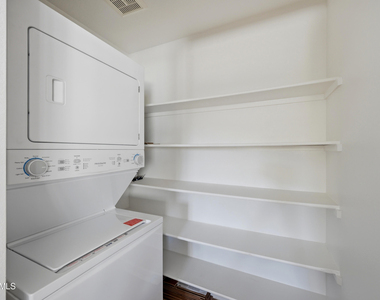 6532 S Sawgrass Drive - Photo Thumbnail 10
