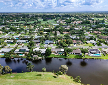 3250 Lakeview Boulevard - Photo Thumbnail 24