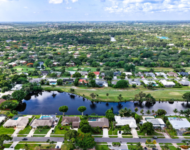 3250 Lakeview Boulevard - Photo Thumbnail 15
