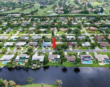 3250 Lakeview Boulevard - Photo Thumbnail 22