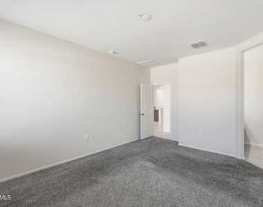 3766 S 247th Avenue - Photo Thumbnail 18