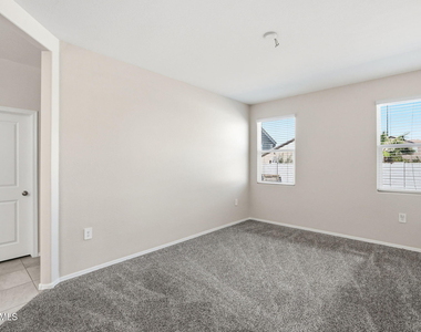 3766 S 247th Avenue - Photo Thumbnail 16
