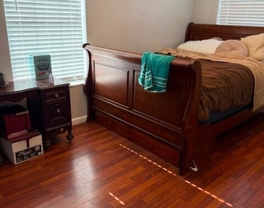 7540 Kismet Street - Photo Thumbnail 3