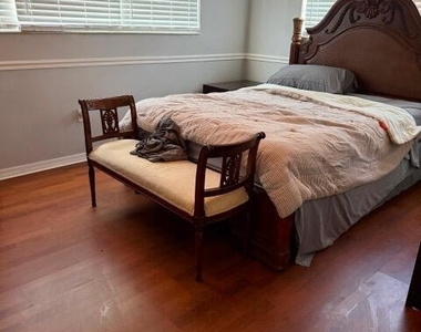 7540 Kismet Street - Photo Thumbnail 6