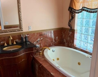 7540 Kismet Street - Photo Thumbnail 7