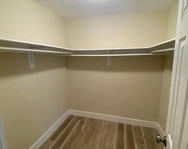 6796 Sw 40th Street - Photo Thumbnail 13
