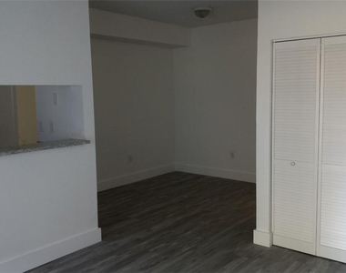 1791 Nw 96th Terrace - Photo Thumbnail 5