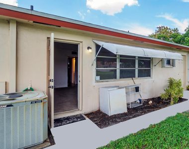 4550 Nw 4th Street - Photo Thumbnail 30