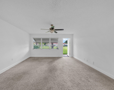 4550 Nw 4th Street - Photo Thumbnail 12