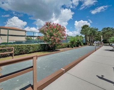 37 Harbour Isle Drive E - Photo Thumbnail 20