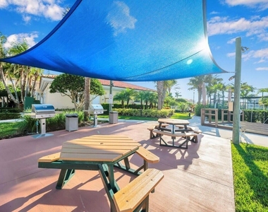 37 Harbour Isle Drive E - Photo Thumbnail 25
