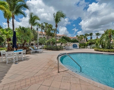 37 Harbour Isle Drive E - Photo Thumbnail 14