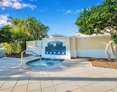 37 Harbour Isle Drive E - Photo Thumbnail 12