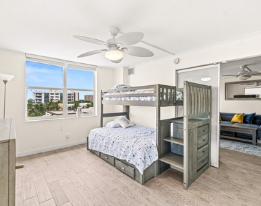 4511 S Ocean Boulevard - Photo Thumbnail 6