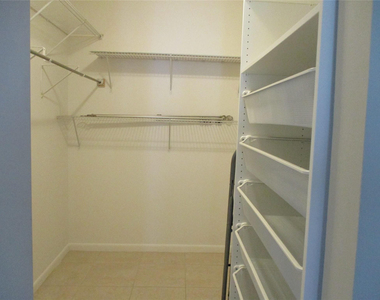 22053 Palms Way - Photo Thumbnail 13