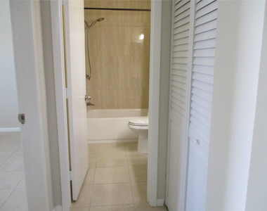 22053 Palms Way - Photo Thumbnail 10
