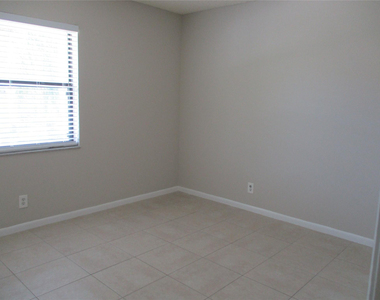 22053 Palms Way - Photo Thumbnail 6