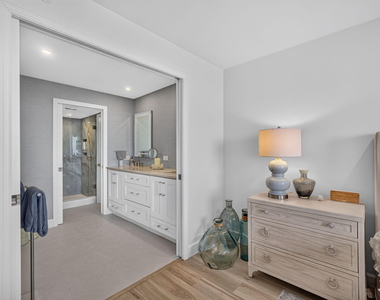 840 Ocean Drive - Photo Thumbnail 25