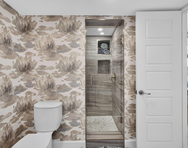 840 Ocean Drive - Photo Thumbnail 33