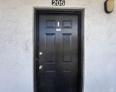 9235 Sw 8th Street - Photo Thumbnail 8