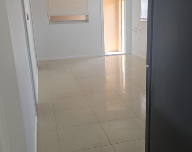1750 Fletcher Street - Photo Thumbnail 5