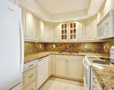 336 Golfview Road - Photo Thumbnail 6