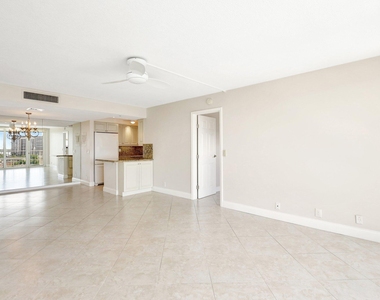 336 Golfview Road - Photo Thumbnail 2