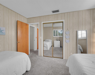 2705 Roosevelt Street - Photo Thumbnail 9